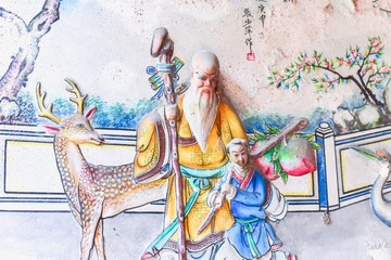 Fototapeta premium Chinese Wall Sculpture at So Heng Tai Mansion in Talad Noi Neighbourhood
