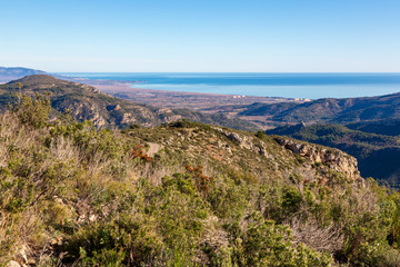 Fototapeta na wymiar Mountains in Desierto de las Palmas national park close to the sea