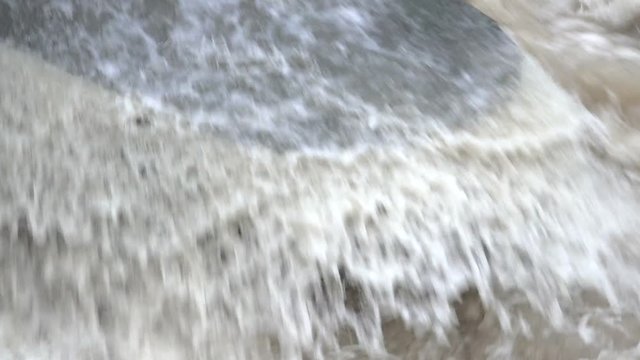 Flood waters at weir, Saar River, Serrig, Rhineland-Palatinate, Germany, Europe