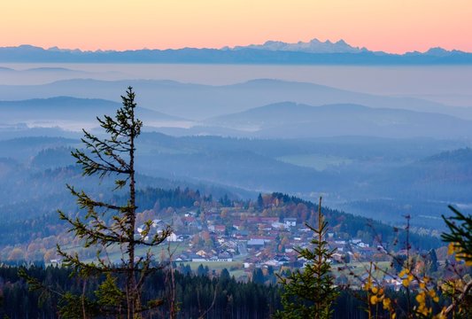 Finsterau near Mauth, behind Dachsteingebirge in the Alps, panoramic view from the Siebensteinkopf at dawn, Bavarian Forest National Park, Lower Bavaria, Bavaria, Germany, Europe