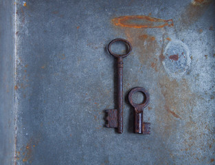 錆びた鍵　２個　