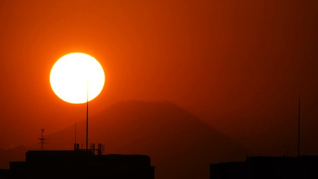 東京　新宿方面から望む　富士山に沈む夕日　タイムラプス　2019年1月30日