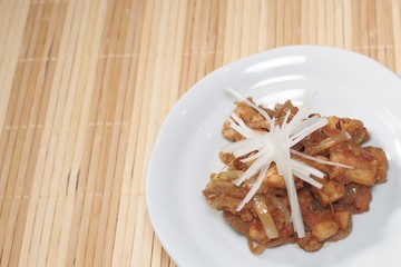 鶏もも肉の摺り下ろしゴボウ和え