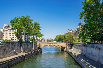 Fototapeta na wymiar View of river Seine in Paris during day