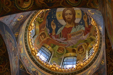Fototapeta na wymiar The Church on Blood in St. Petersburg