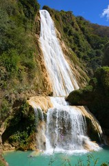 Fototapeta na wymiar El Chiflon Waterfalls in Chiapas, Mexico