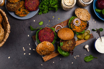 Vege burgers with carrots, beetroots and mushrooms.