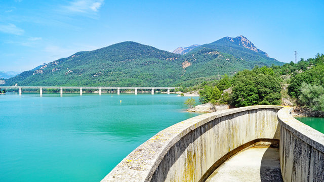 Embalse de La Baells, Barcelona, Catalunya, Espa&ntilde;a