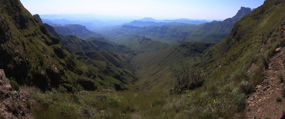 Fototapeta na wymiar View in the Drakensberge, South Africa/Lesotho.