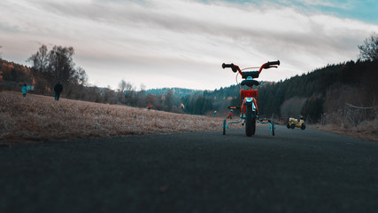 Obraz premium lonelybike