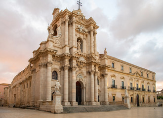 Obraz premium Cathedral of Syracuse in the historic center of the Ortigia island in Sicily, Italy