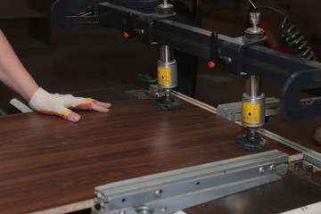 manual additive of furniture parts made of plate material