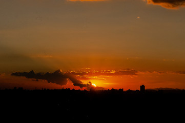 Entardecer na cidade