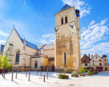 Panorama of Saint-Médard church and square