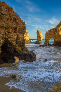 fal&eacute;sias litoral