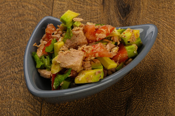 Tuna and avocado salad