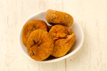 Dry figs