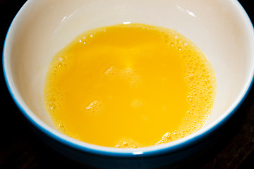 egg raw food cooking closeup