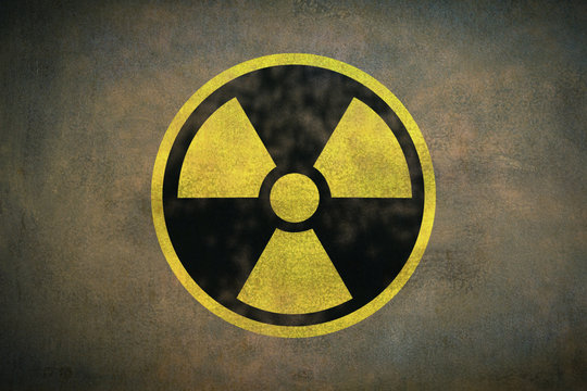 Radioaktivität - Symbol auf Metall