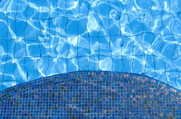 Obraz premium Blick in einen Pool