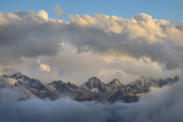 Fototapeta premium Sunrise in mountains of Tre Cime di Lavaredo, Dolomites, Trentino-Alto Adige, Italy