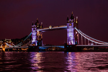 Obraz premium Tower Bridge in night