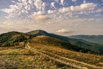 Obraz premium Road on the mountain