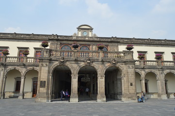 Fototapeta na wymiar palace in Mexico