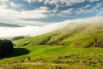 Fototapeta premium Nubes en la montaña