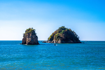 Naklejka premium Kkotji Beach with the blue waters