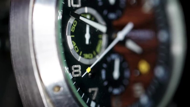 22133_The_second_hand_ticking_on_a_macro_shot_of_the_wrist_watch.mov
