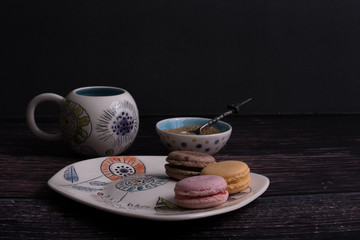 Composition with art ceramics vessels