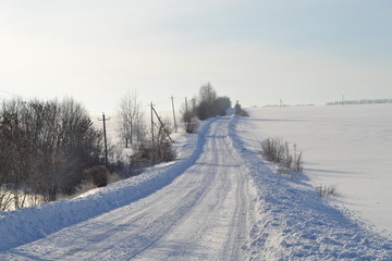 Fototapeta na wymiar road in winter