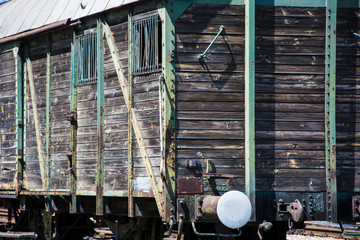 Stary drewniany wagon pociągu © Heroc