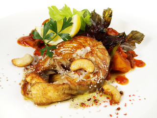 Kabejau Steak mit Chiasamen und Cashew - Omega 3