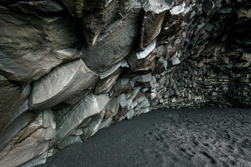 Die Höhle von Reynisfjara, Strand von Vik, Island