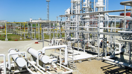 Oil refinery Equipment for primary oil refining.