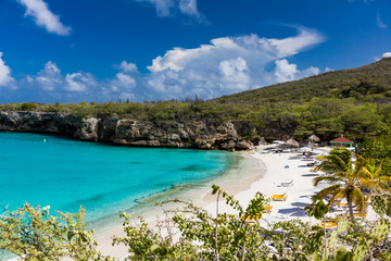 Fototapeta na wymiar The pristine Grote Knip beach on the tropical Island of Curacao