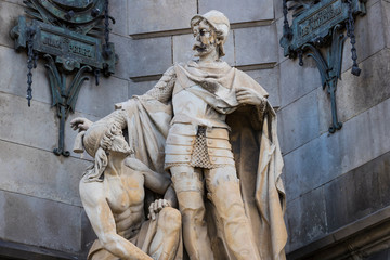 Obraz premium Elements of the monument to Columbus in Barcelona in Spain