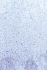 Obraz premium Frosty patterns on a frozen ice box in the early morning