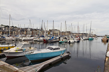 Fototapeta na wymiar Fecamp harbour and houses of the city