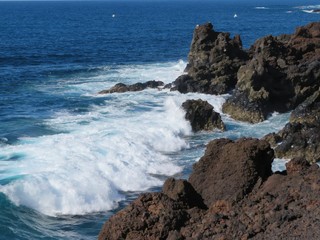 Obraz premium Los Hervideros - die Kochtöpfe von Lanzarote
