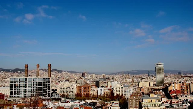 Barcelona cityscape time-lapse, Paral&not;&sum;lel Avenue