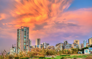 Naklejka premium Zachód słońca w Bejrucie w Libanie