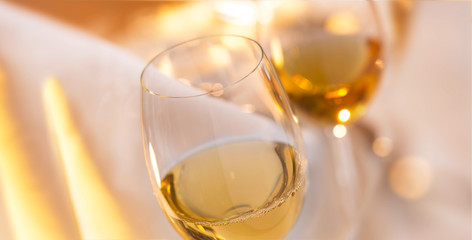 Weissweinglas weißweingläser