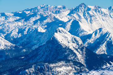 Fototapeta na wymiar Winterlandschaft rund um die Steinplatte in Tirol