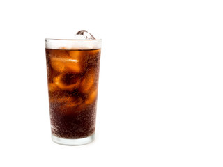 Fototapeta na wymiar Drink cola with ice in glass on white background