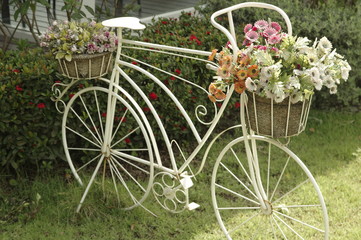 Fototapeta na wymiar decorative bike for beauty and exterior