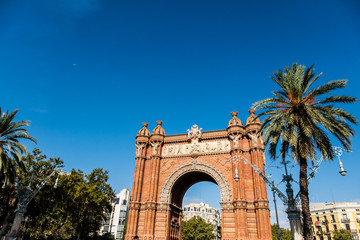 Fototapeta na wymiar Arc de Triomphe de Barcelone, Espagne