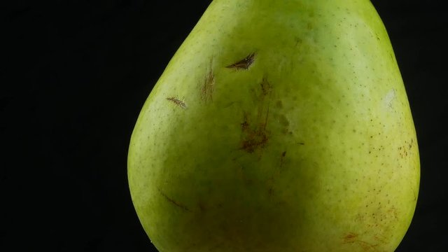 Green packham pear.